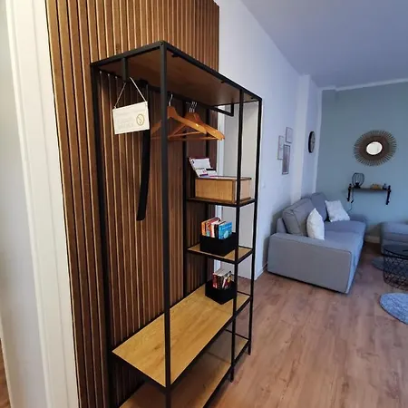 Bohnapartments Flora Mit Balkon - Wlan - Nahe Petersberg - Domplatz Apartment *