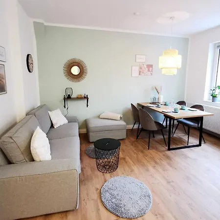 Bohnapartments Flora Mit Balkon - Wlan - Nahe Petersberg - Domplatz