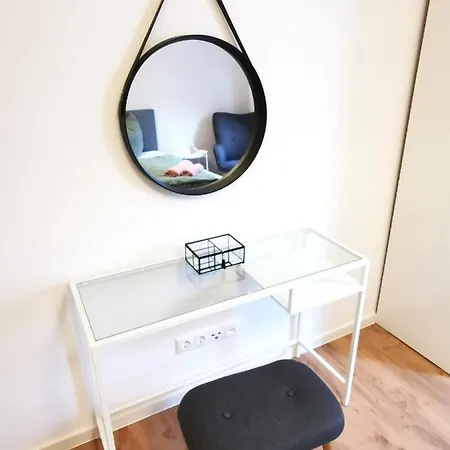 Bohnapartments Flora Mit Balkon - Wlan - Nahe Petersberg - Domplatz *